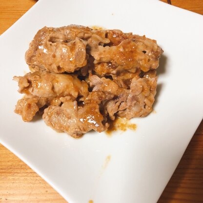 冷凍室に入っていたお肉で作りました。くるくる巻くだけでボリューミーなおかずになりました。またまたムスメが気に入りました。